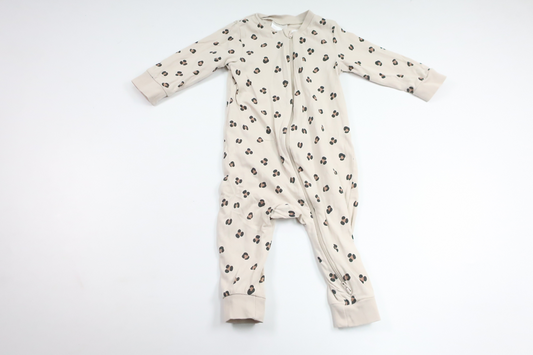 Leopardmönstrad pyjamas från Kappahl - Storlek 68 - Beige