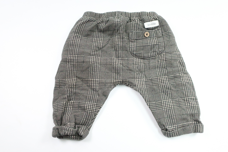 Rutiga byxor från Newbie - Storlek 62 - Svart