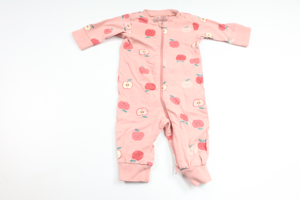 Pyjamas med äpplen från Lindex - Storlek 56 - Rosa