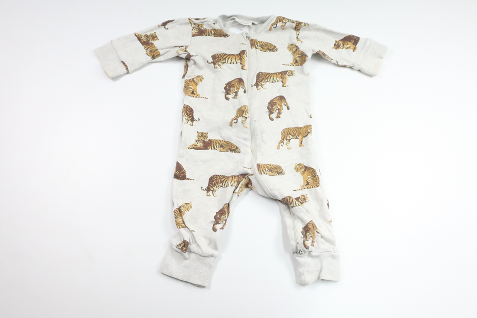 Pyjamas från Lindex - Storlek 68 - Grå