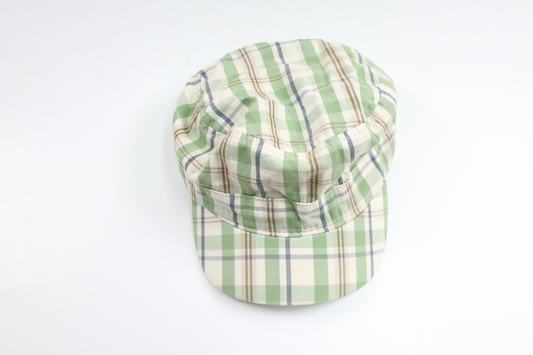 Rutig keps från Lindex - Storlek 48/50 - Grön