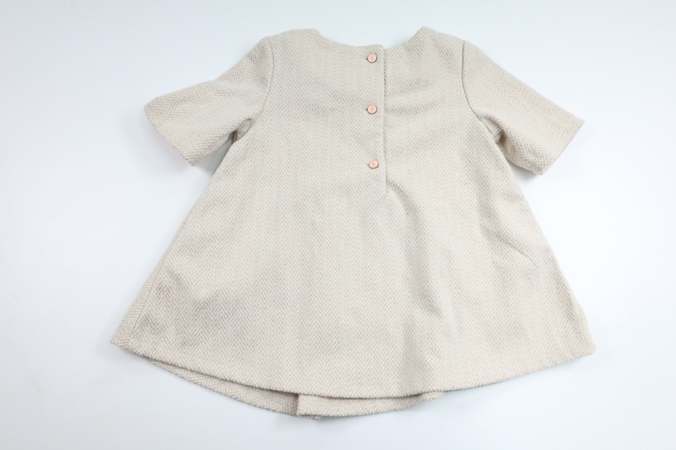 Klänning från Tahari - Storlek 92 - Beige