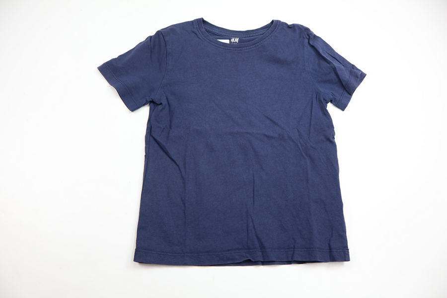 T-shirt från H&M - Storlek 110/116 - Marinblå