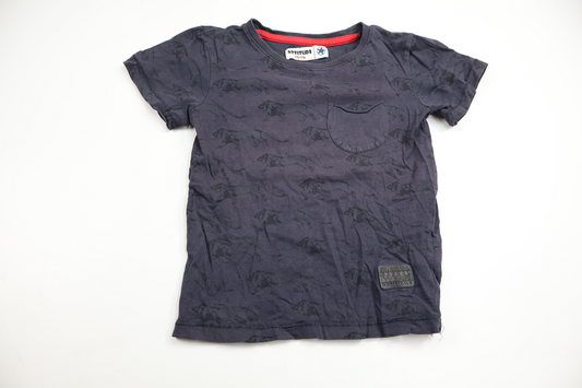 T-shirt från Attitude - Storlek 110/116 - Marinblå