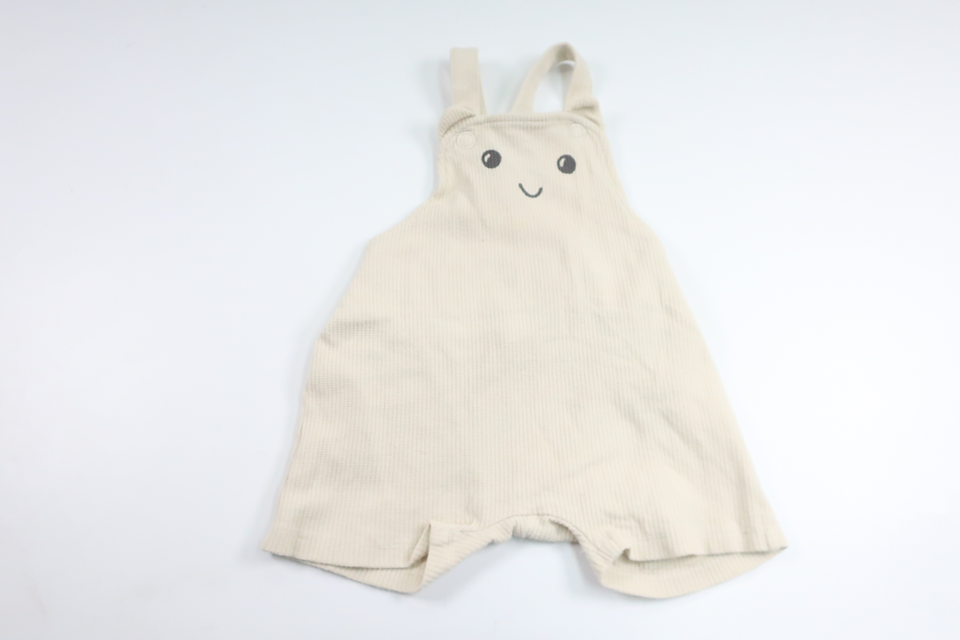 Hängselshorts från Lindex - Storlek 74 - Benvit