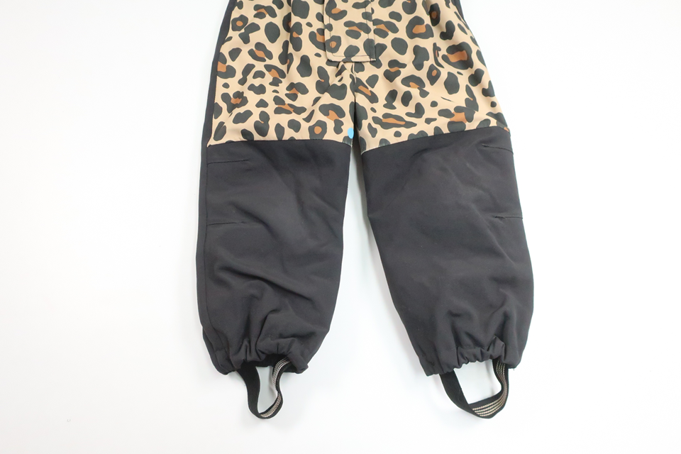 Leopardmönstrad overall från FIX by Lindex - Storlek 92 - Beige