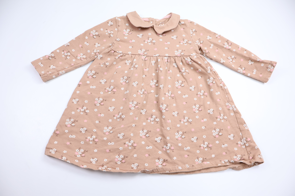 Blommig klänning från C&A - Storlek 98 - Beige