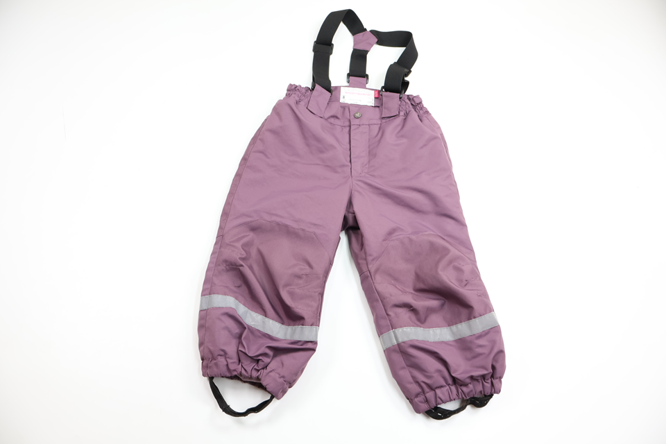 Täckbyxor med hängslen från Wave Sportswear - Storlek 86/92 - Lila