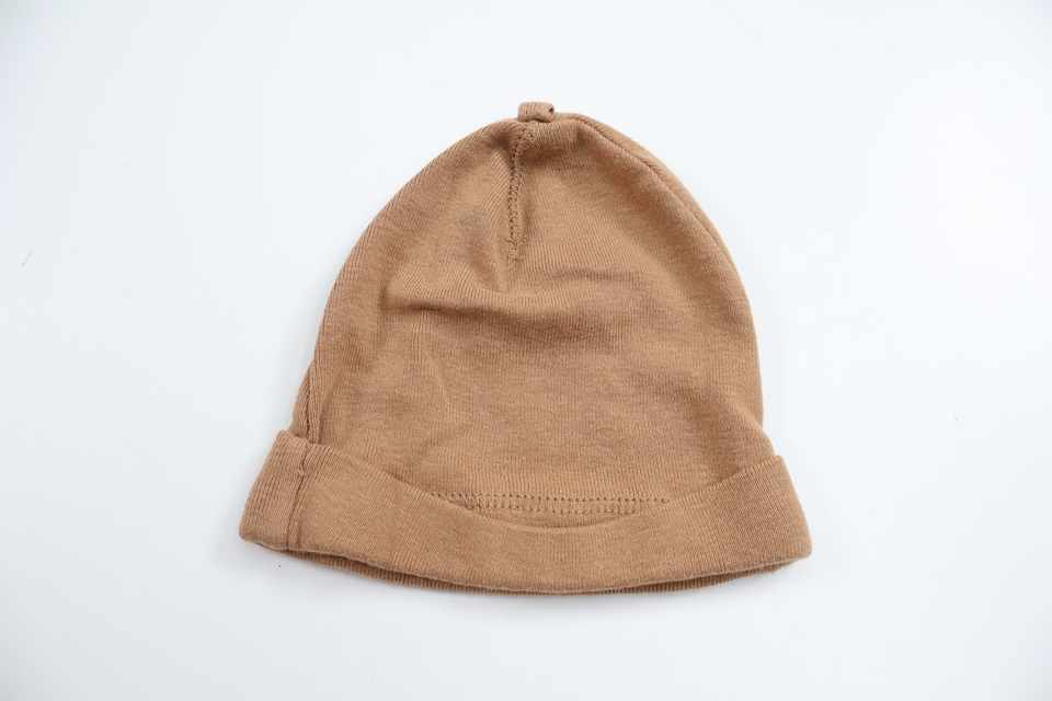 Mössa från H&M - Storlek 56 - Brun