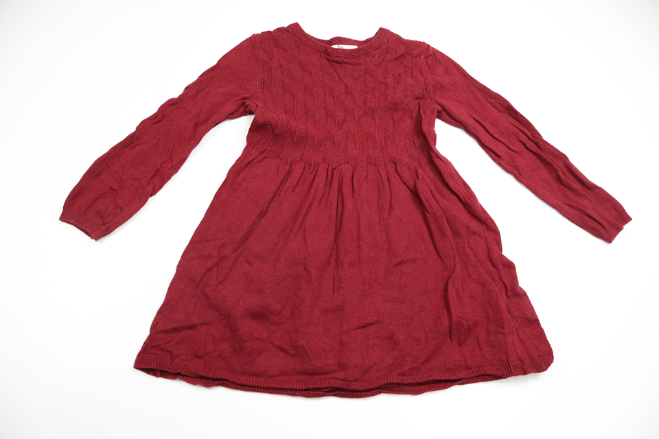 Stickad klänning från H&M - Storlek 110/116 - Vinröd