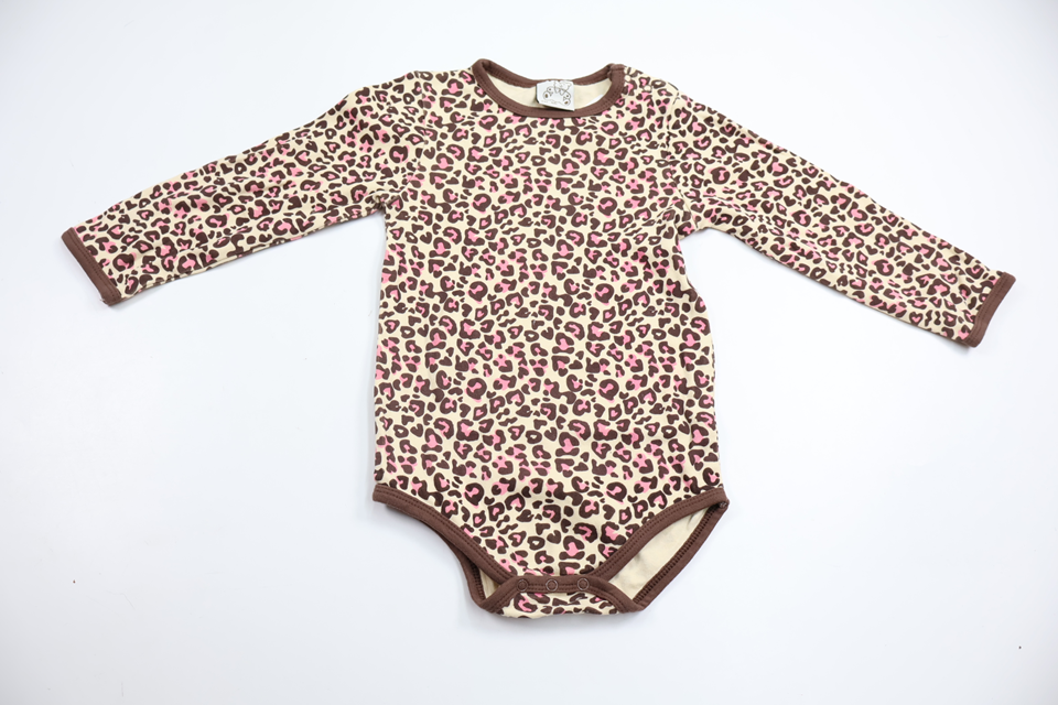 Leopardmönstrad body från Petite Mini - Storlek 86 - Beige