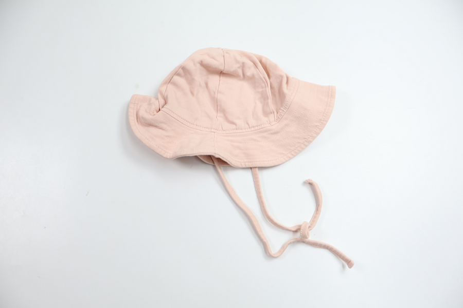 Mjuk solhatt från Lindex - Storlek 44/46 - Rosa