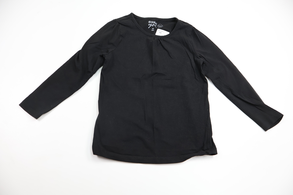 Tröja från Basic U - Storlek 98/104 - Svart