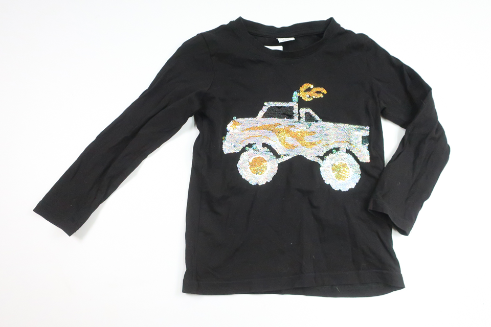 Tröja med vändbara paljetter från Lindex - Storlek 116 - Svart