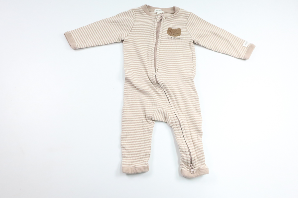 Randig pyjamas från Newbie - Storlek 62 - Beige