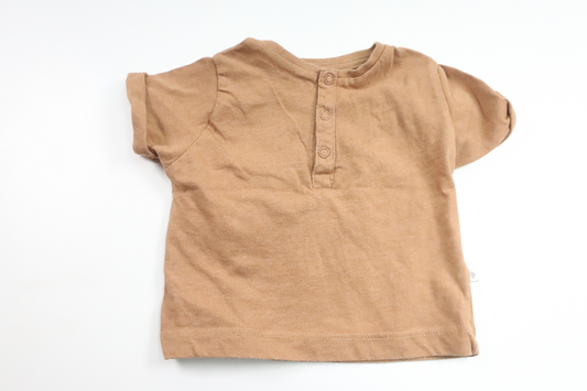 T-shirt från BEBE - Storlek 60 - Beige