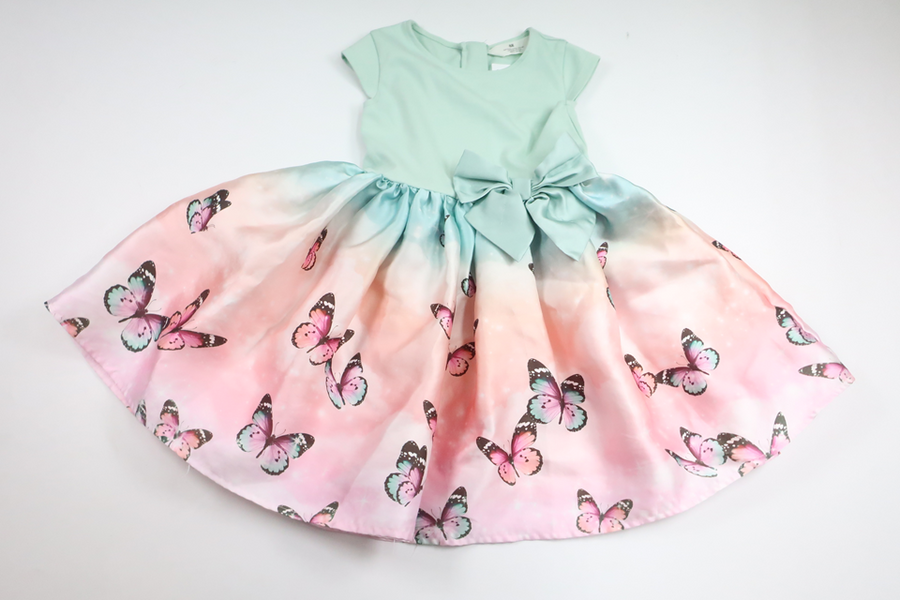 Festklänning från H&M - Storlek 110/116 - Multi