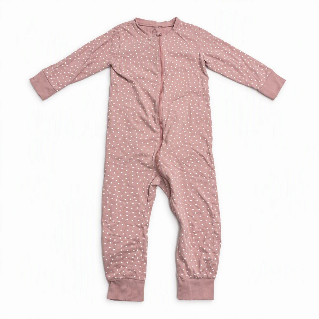 Prickig pyjamas med katt tryck på baksidan från Lindex - Storlek 92 - Rosa