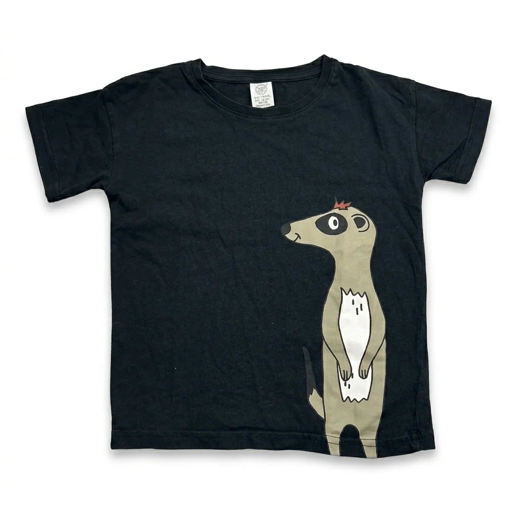 Mönstrad t-shirt från Lindex - Storlek 98/104 - Svart