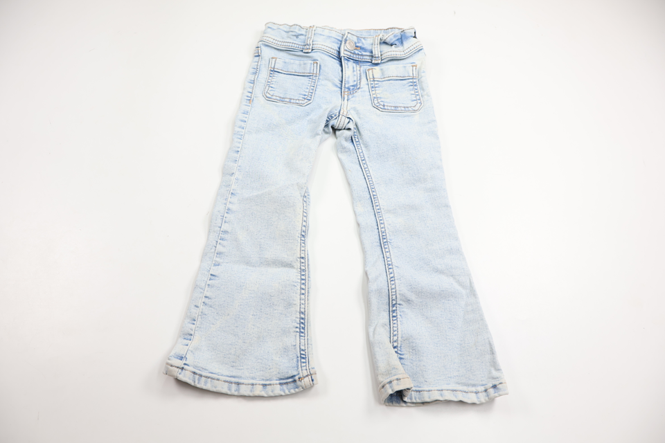 Jeansbyxor från H&M - Storlek 104 - Denim